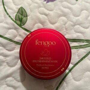 24 karat under eye masks (59 pieces)